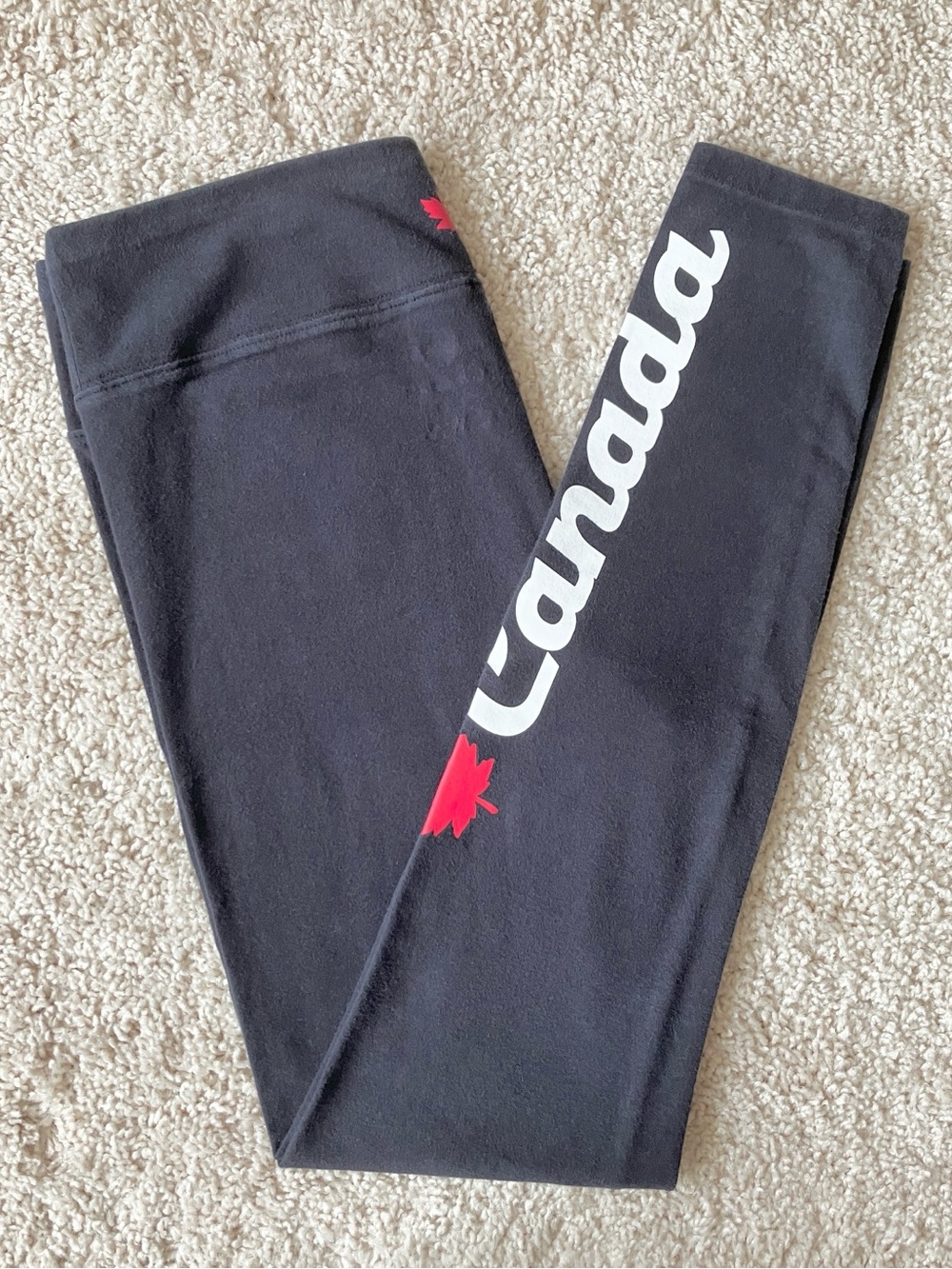 Canadiana | Canada Black Leggings